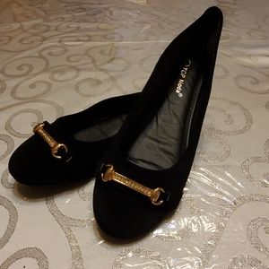 Black and Gold Flats
